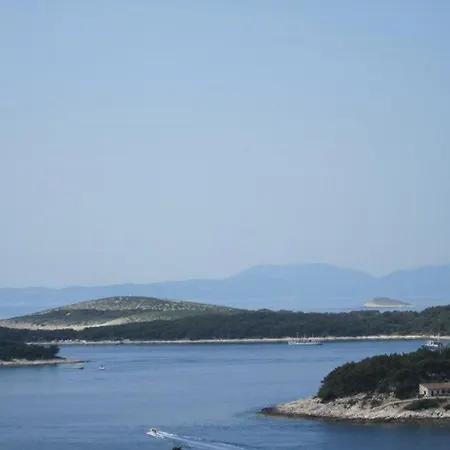 In With Sea View, Terrace, Air Conditioning, Wi-fi * Hvar Town